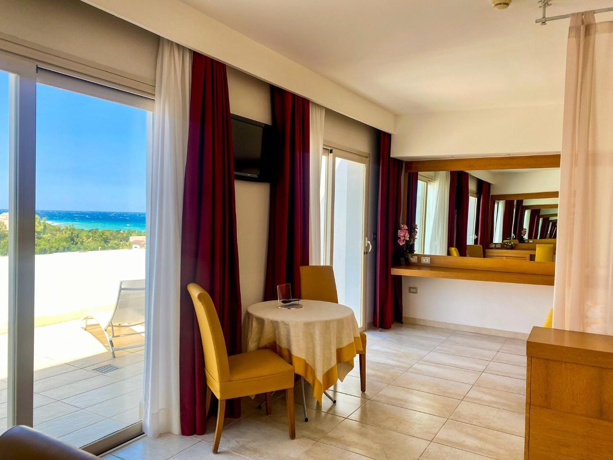 Hotel Degli Haethey Οτράντο Εξωτερικό φωτογραφία